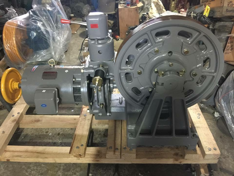 Động Cơ Thang máy Mitsubitshi